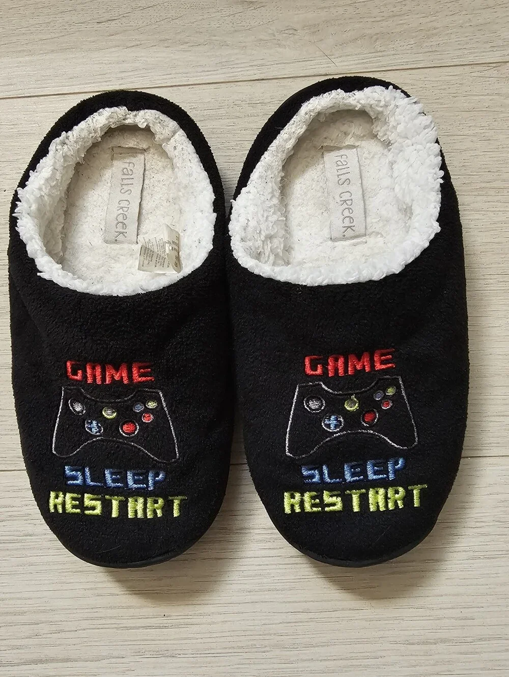 Falls Creek Kids Gamer Slippers – “Game Sleep Restart” – Size 1/2